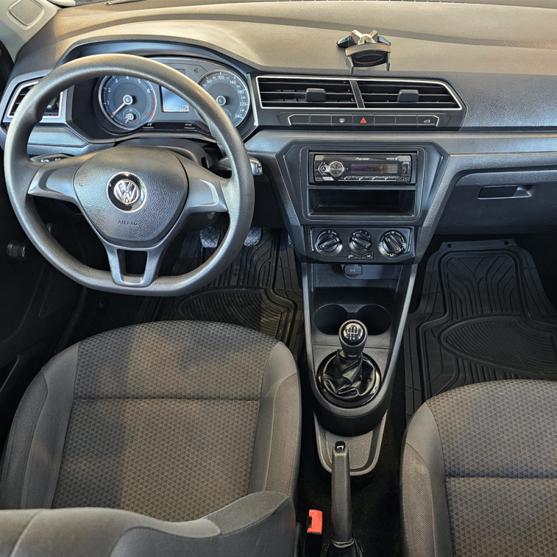 Volkswagen Gol 4 pts. Trendline, TM5, a/ac., R-14 (línea anterior) 2018