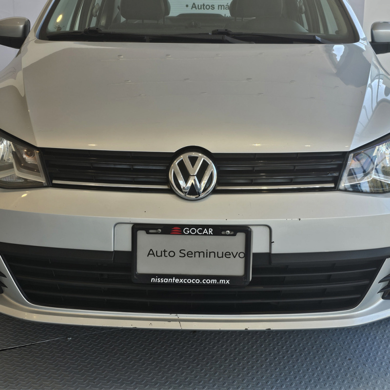 Volkswagen Gol 4 pts. Trendline, TM5, a/ac., R-14 (línea anterior) 2018