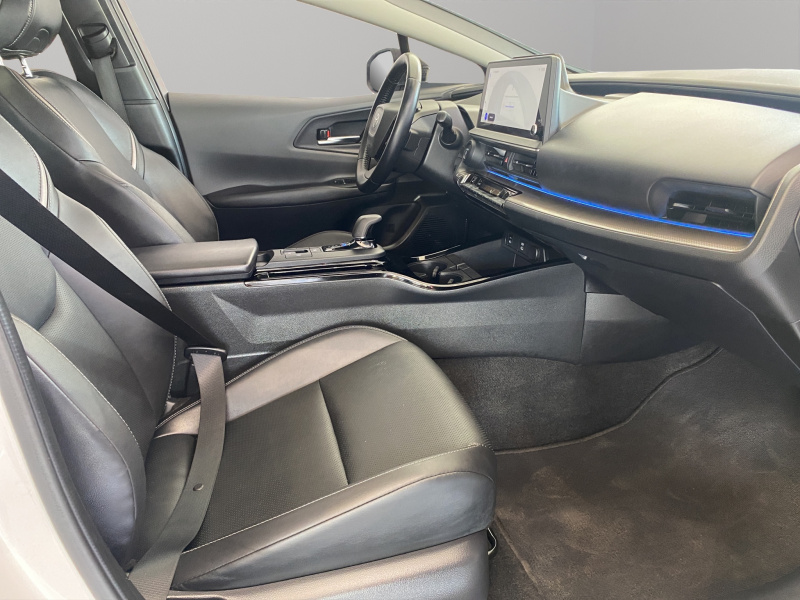 Toyota Prius 5 pts. HB Premium, HEV, 1.8l, CVT, piel, TP, R-17 2024
