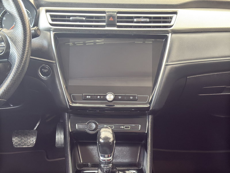 MG MG5 4 pts. Excite, 1.5l, TM5, VE, piel, RA-16 2023