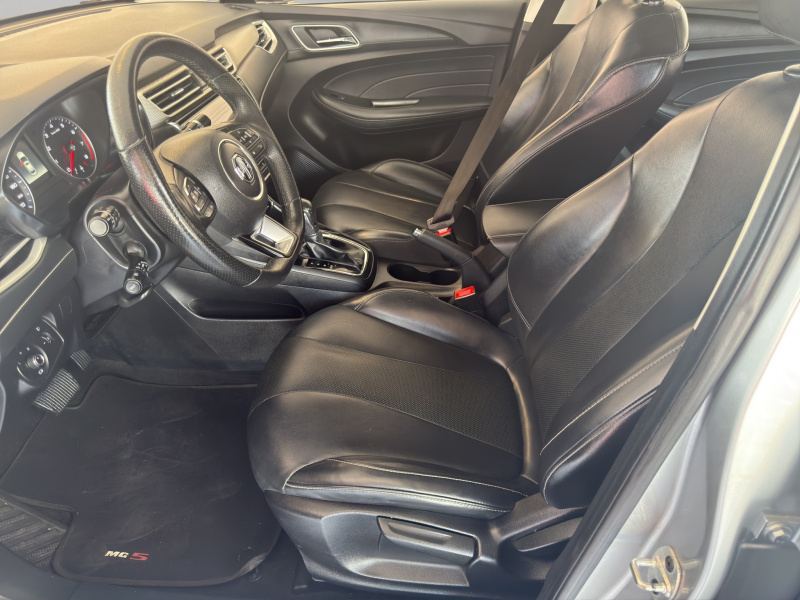 MG MG5 4 pts. Excite, 1.5l, TM5, VE, piel, RA-16 2023