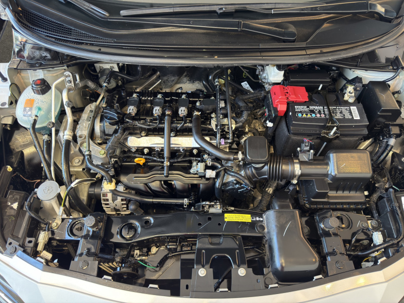 Nissan Versa SENSE CVT 2024
