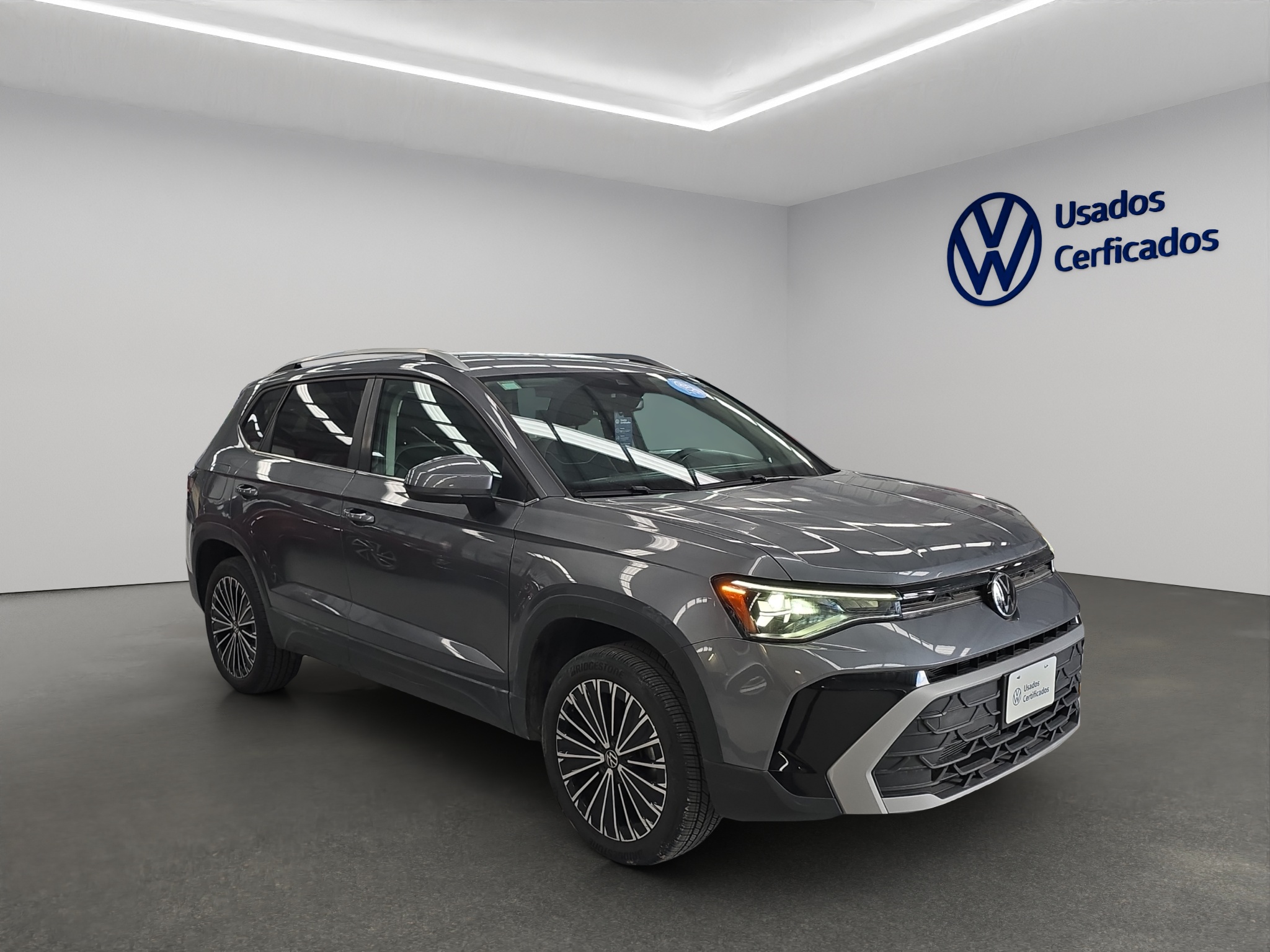VOLKSWAGEN TAOS