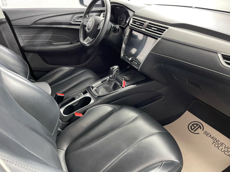 MG MG5 4pts Elegance, 1.5, TA, VE piel, QC, RA-16 2022