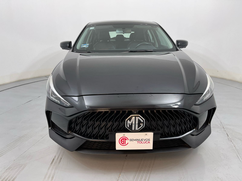 MG GT 4 pts. Excite, 1.5T, TA, piel, RA-17 2022