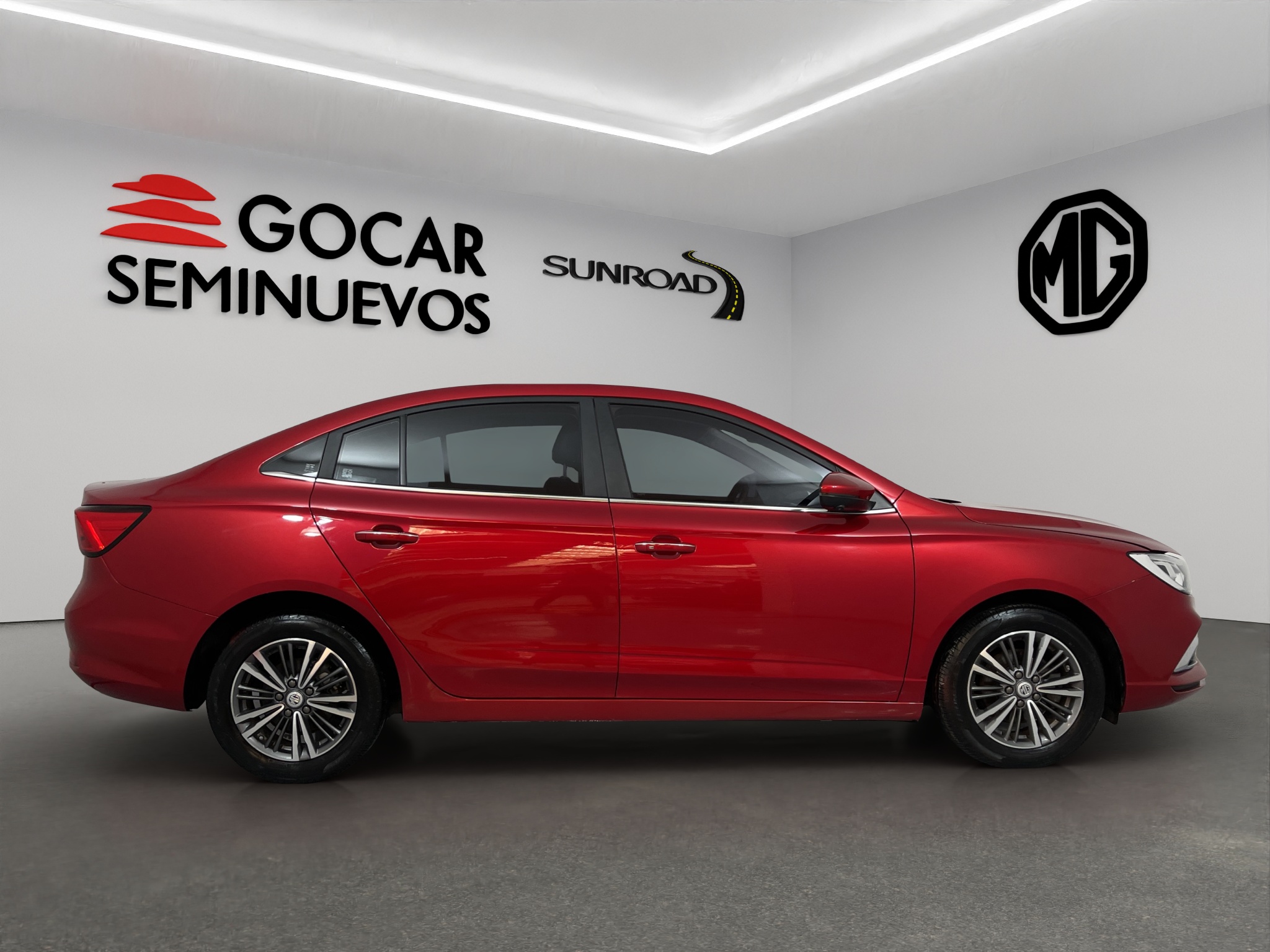 MG MG5 4 pts. Elegance, 1.5l, TM5, VE, piel, QC, RA-16 2023
