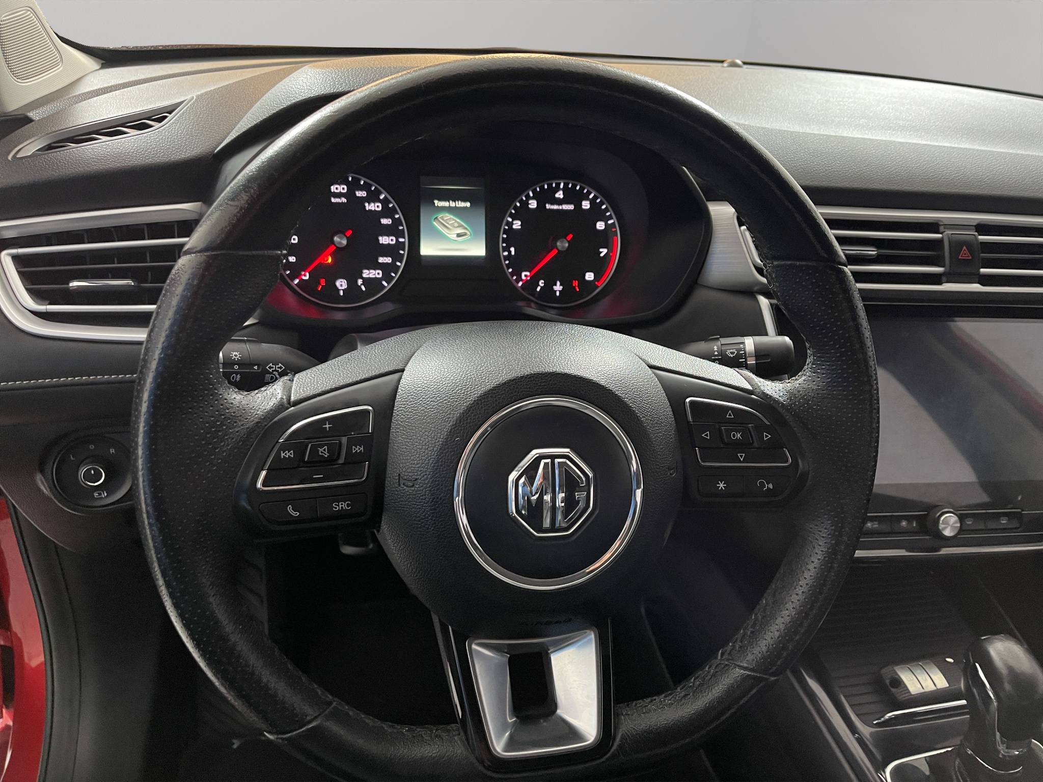 MG MG5 4 pts. Elegance, 1.5l, TM5, VE, piel, QC, RA-16 2023