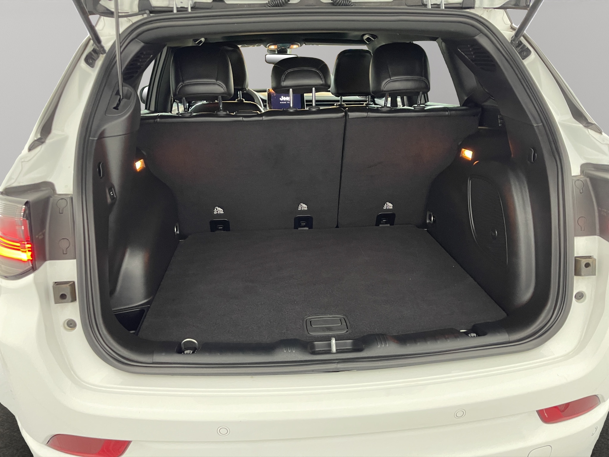 Jeep Compass  5 pts. High Altitude, 2.0T, TA, a/ac. Aut., piel, QCP, RA-19, 4x4 2024