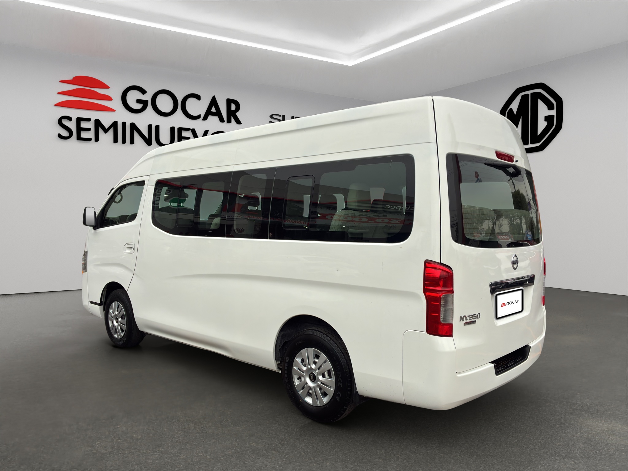 Nissan Comerciales Urvan Panel 4 pts. Amplia, TM5, a/ac. 2020