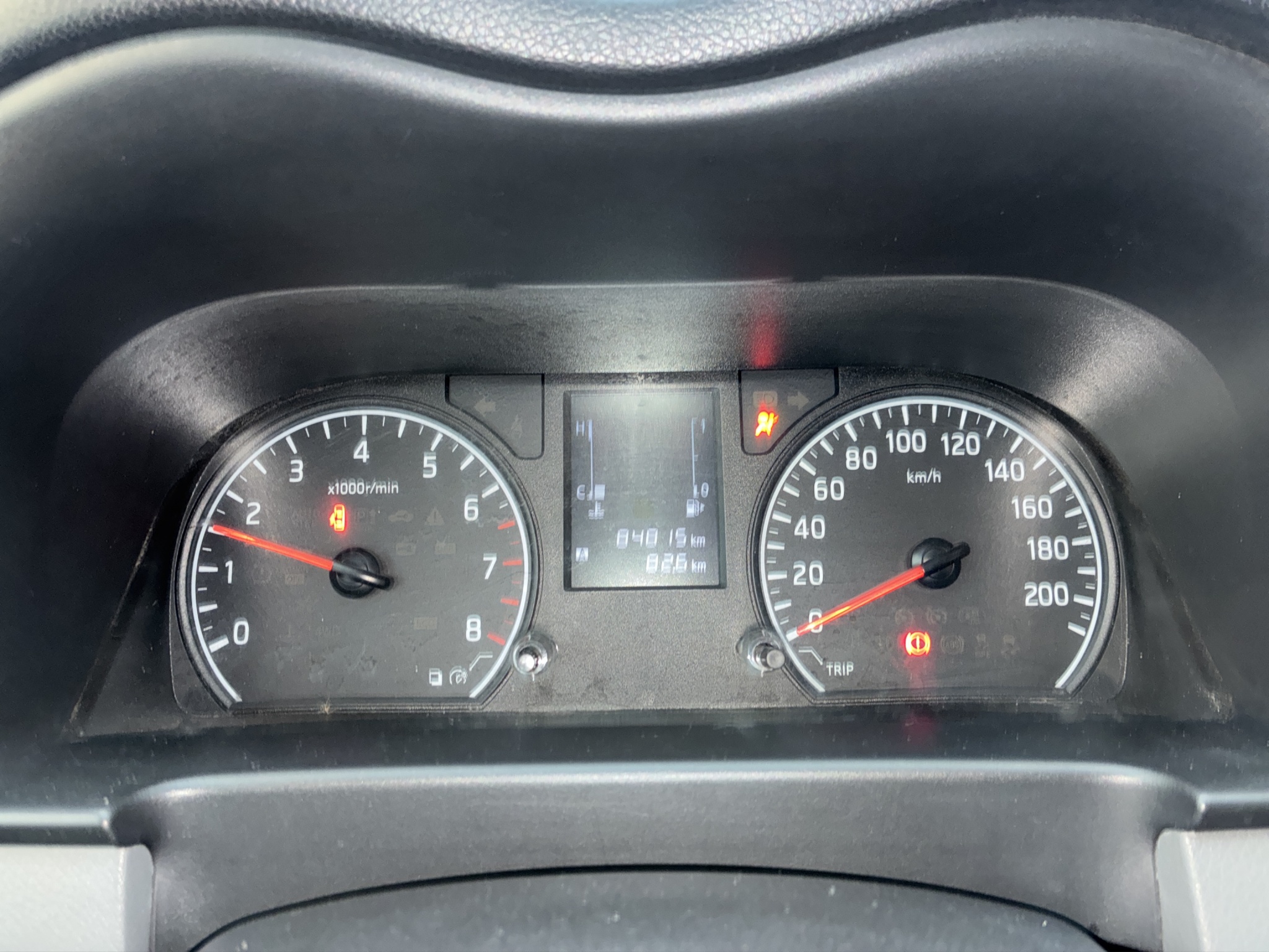 Nissan Comerciales Urvan Panel 4 pts. Amplia, TM5, a/ac. 2020