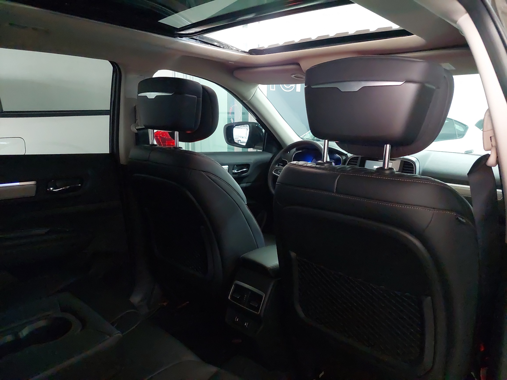 Renault Koleos VUD Lateral derecho 31