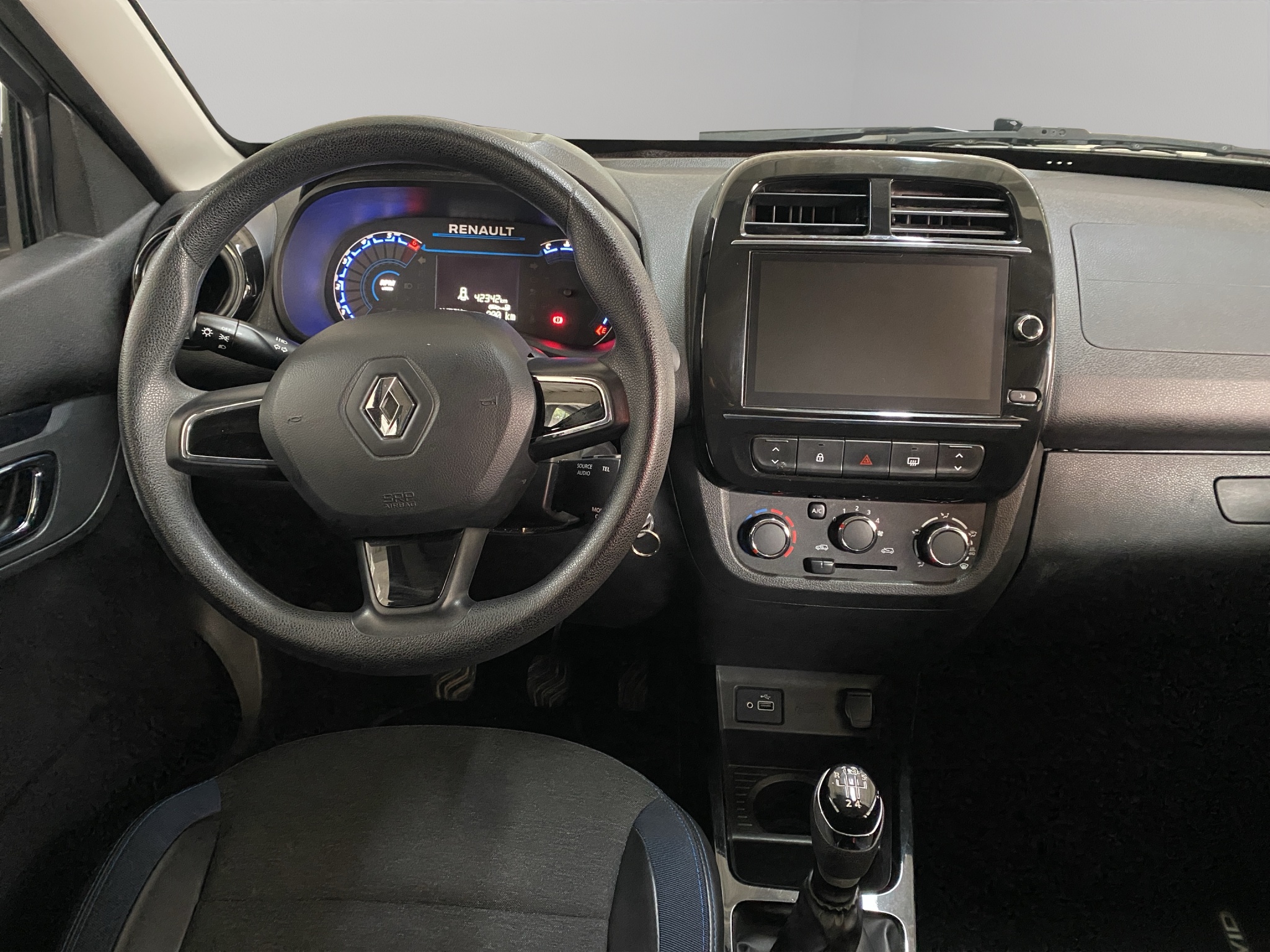 Renault Kwid Interior 12