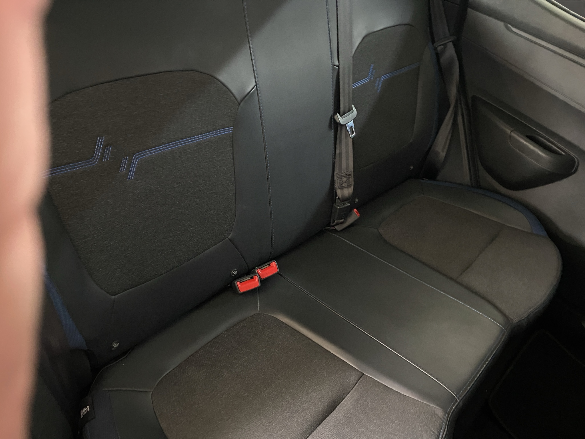 Renault Kwid Lateral derecho 16