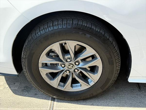 TOYOTA SIENNA Lateral izquierdo 8
