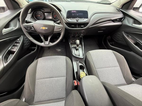 CHEVROLET ONIX Llantas 12