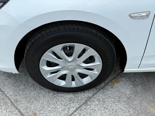 CHEVROLET ONIX Frente 9