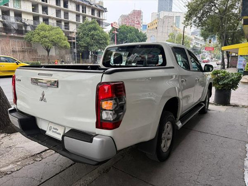 MITSUBISHI L200 Tablero 6