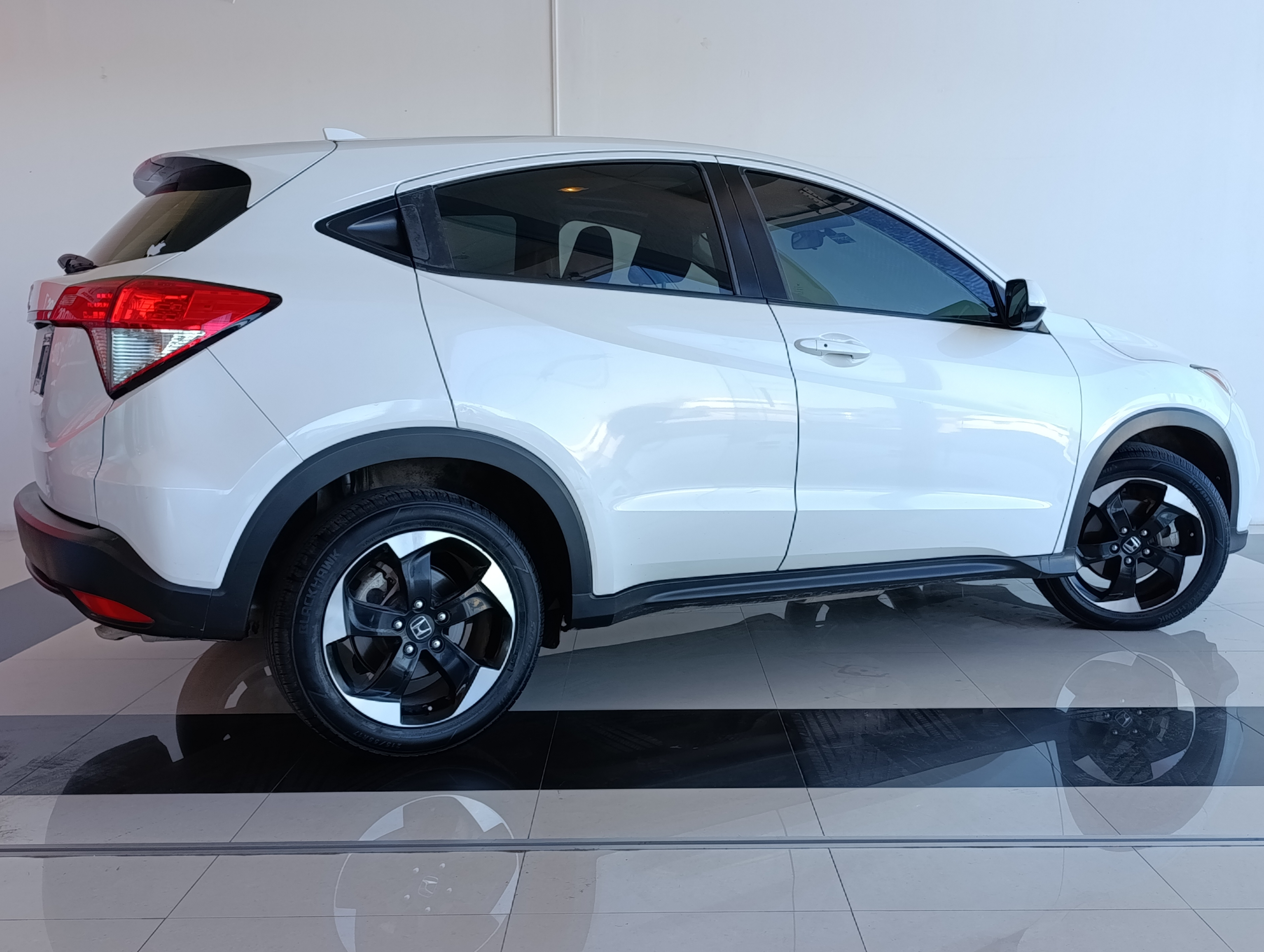 Honda HR-V Lateral izquierdo 18
