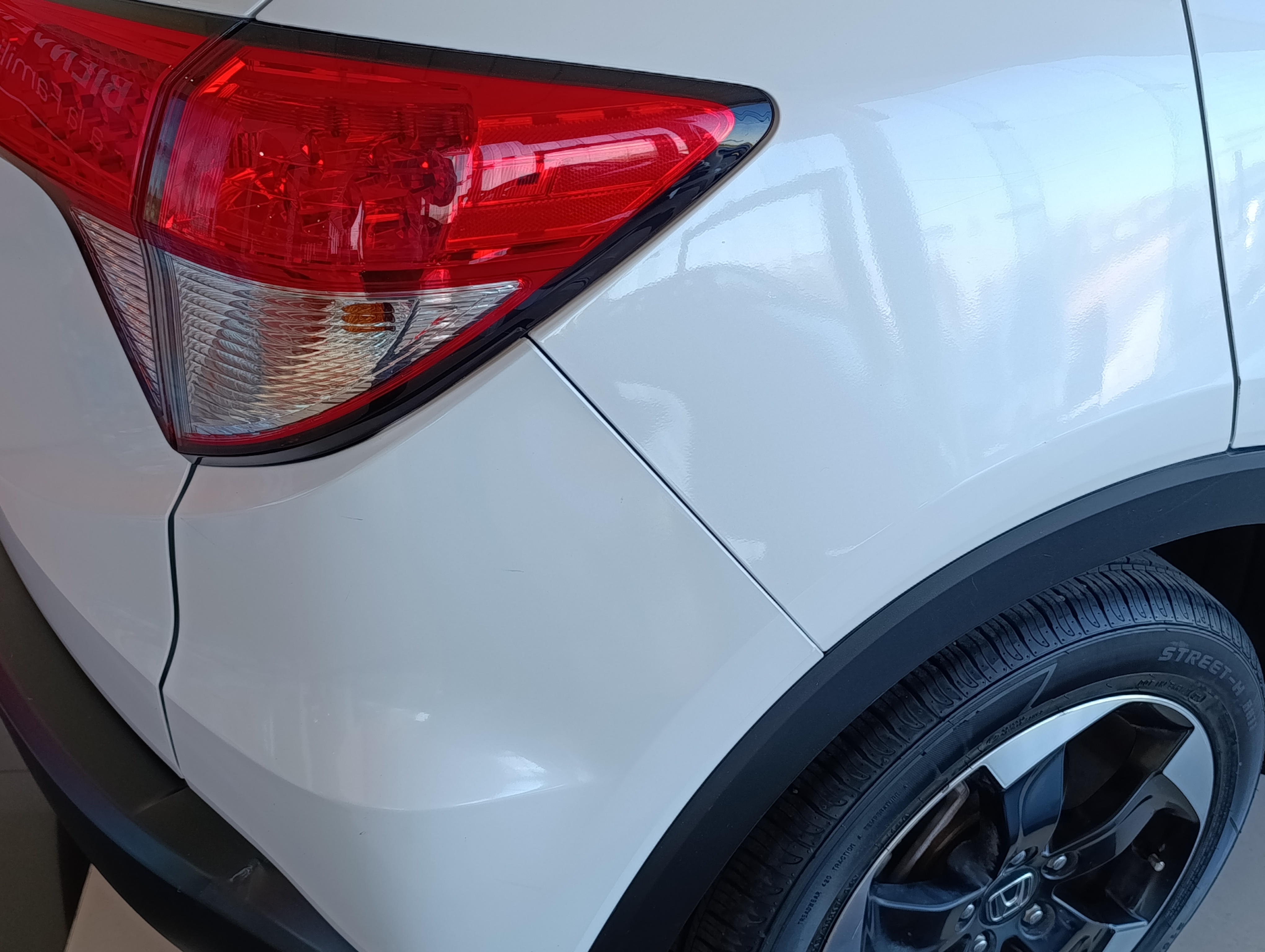 Honda HR-V Lateral derecho 2