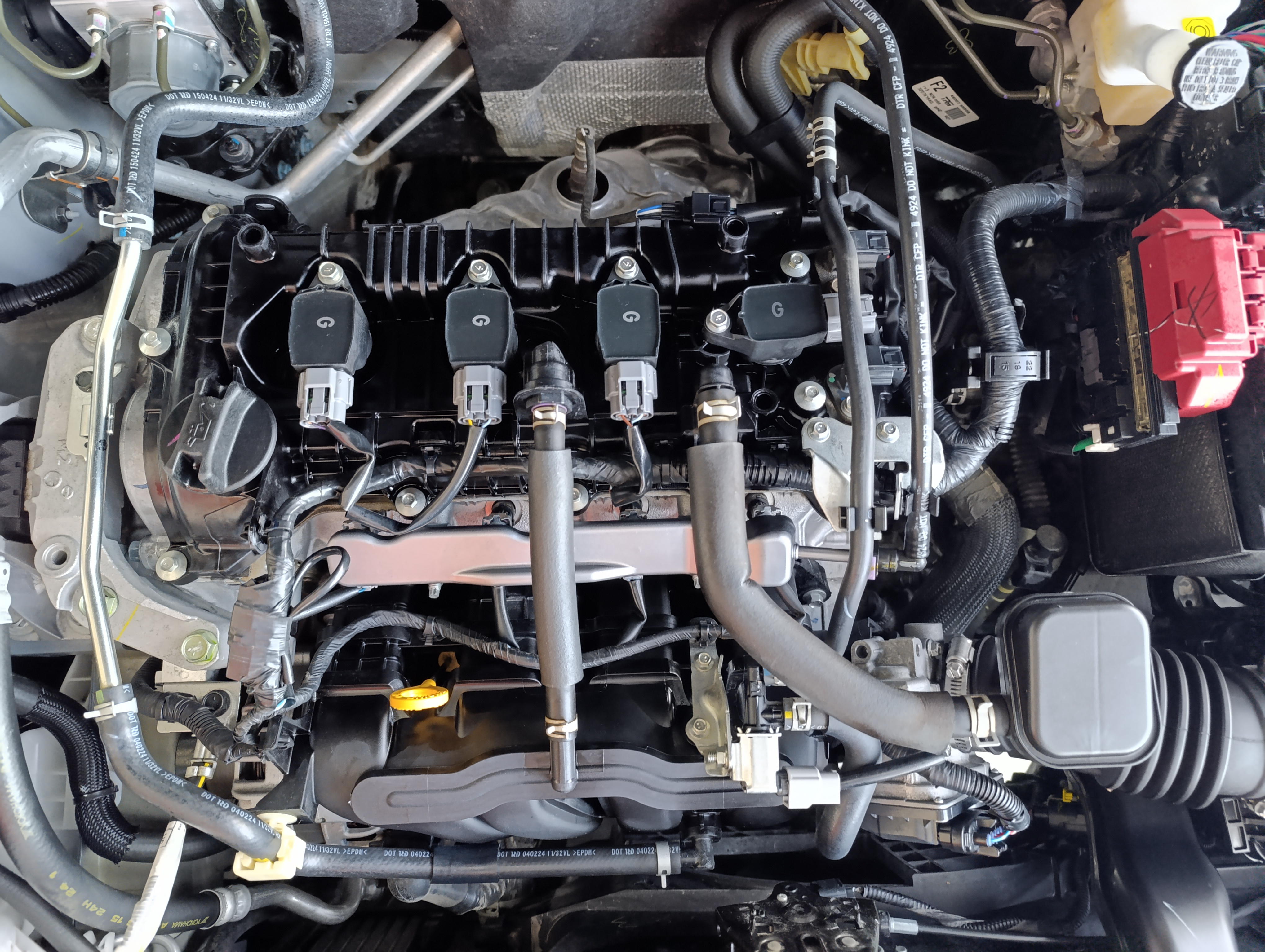 Nissan KICKS PLAY Atrás 28