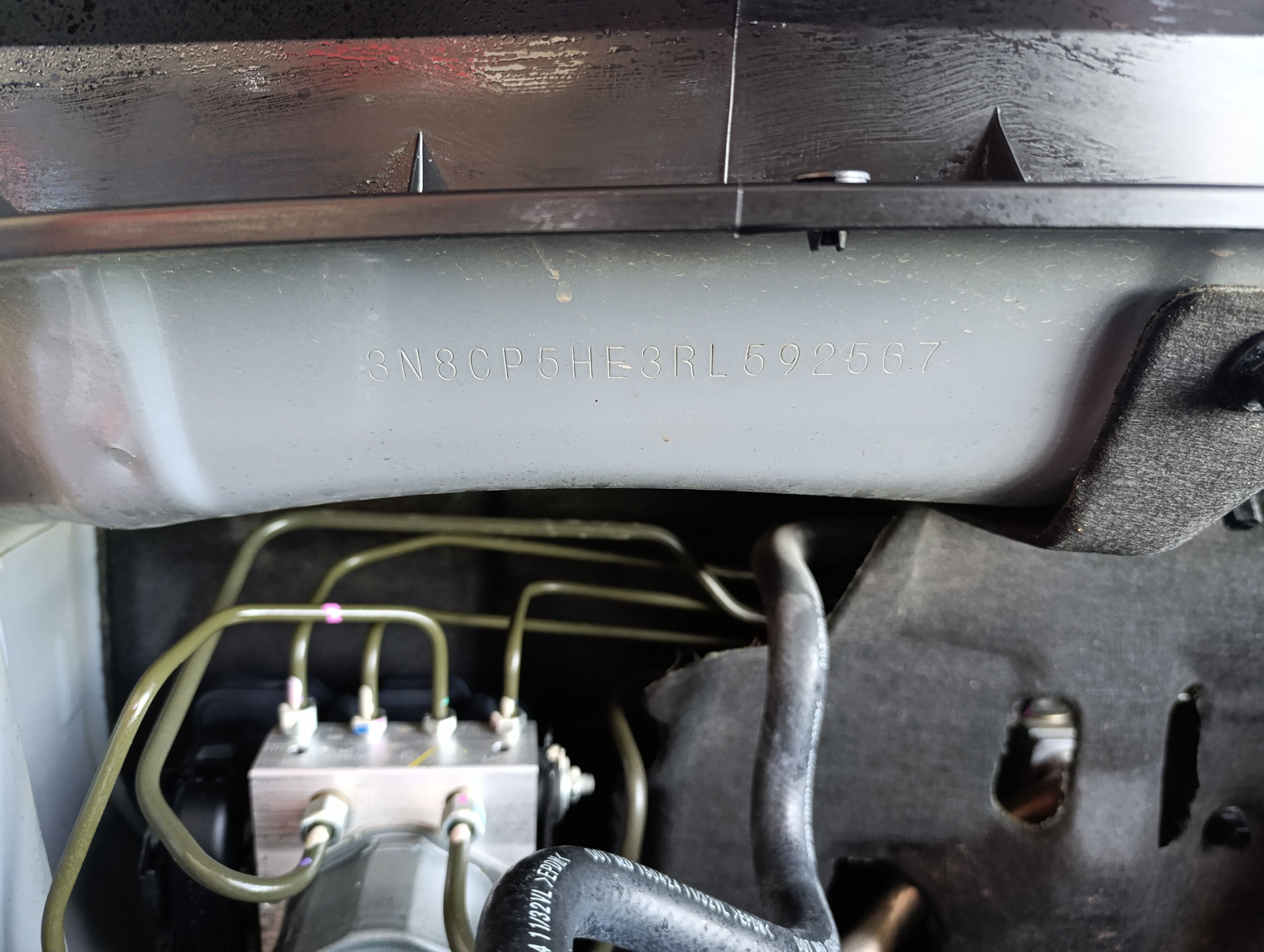 Nissan KICKS PLAY Llantas 30