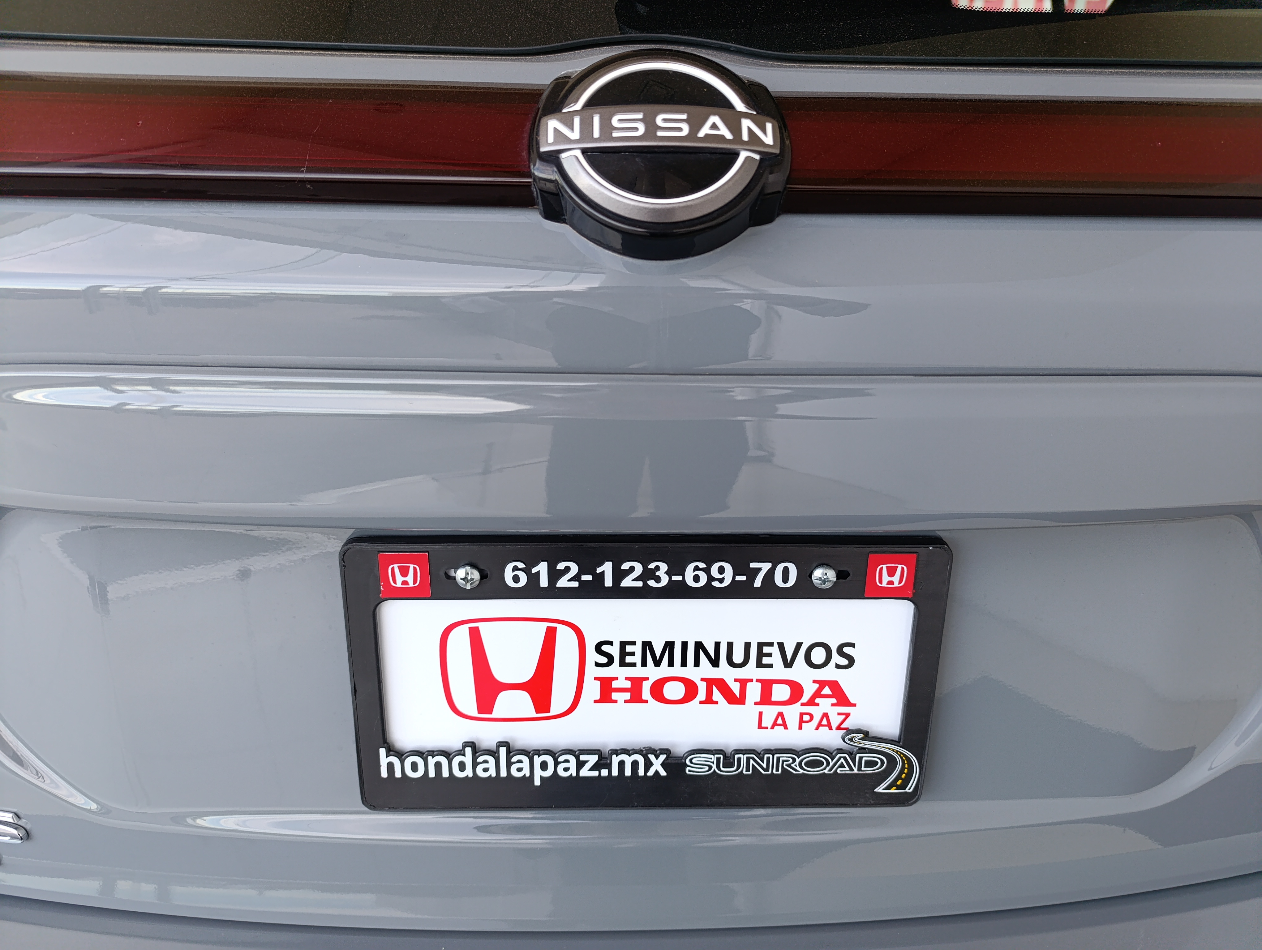 Nissan KICKS PLAY Llantas 22