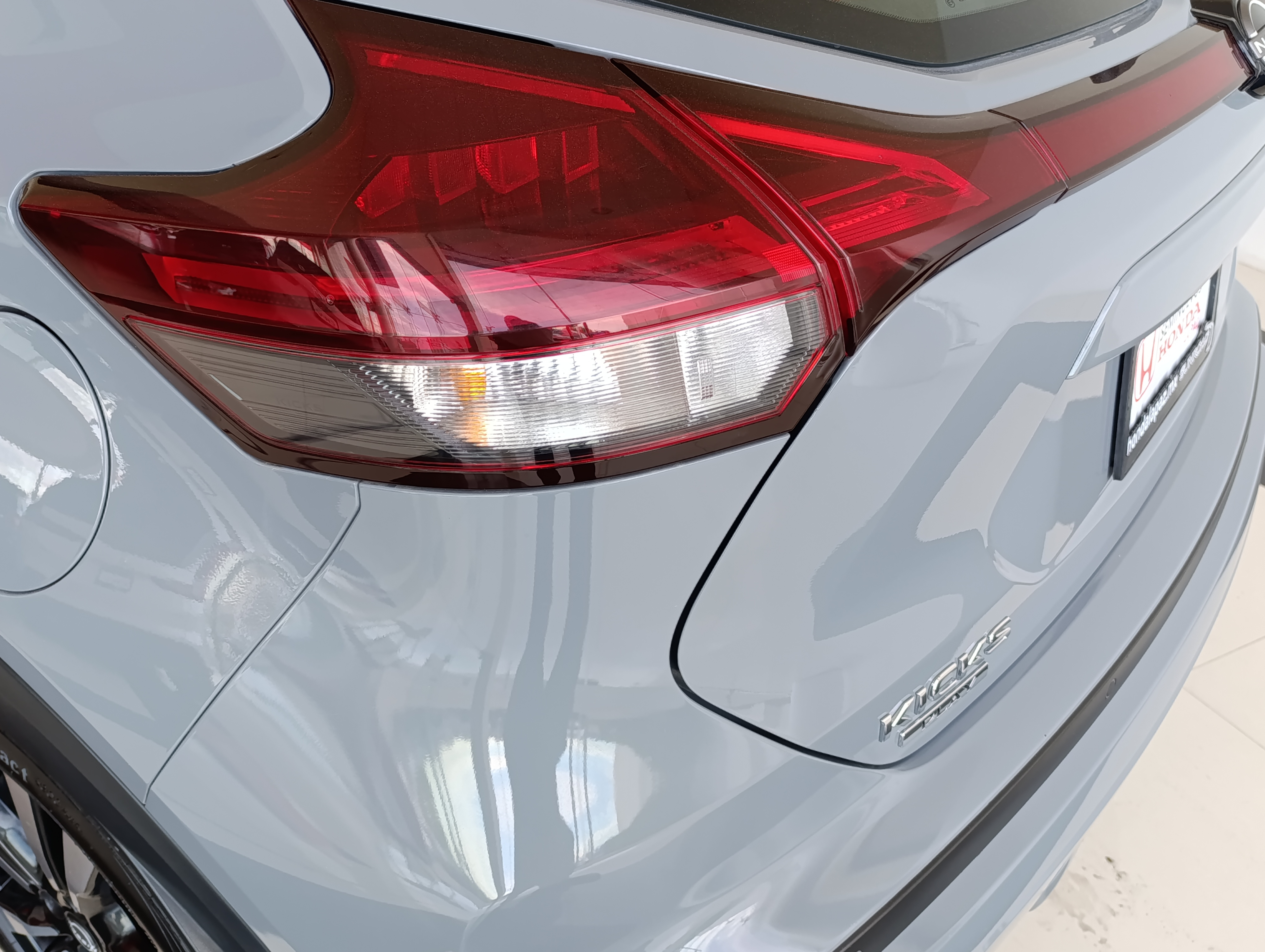 Nissan KICKS PLAY Interior 31