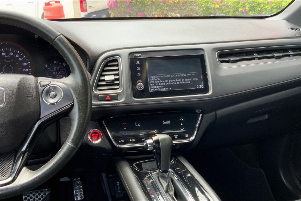 Honda HR-V Interior 20