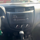 Nissan NP 300 FRONTIER Lateral derecho 20