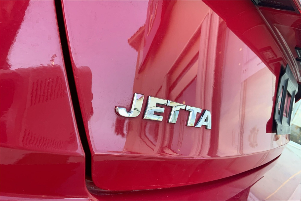 Volkswagen JETTA Atrás 15