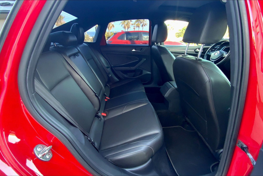 Volkswagen JETTA Arriba 27