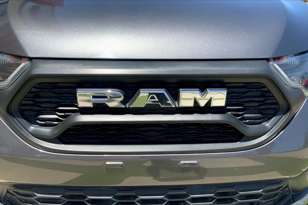 Ram 700 Atrás 6