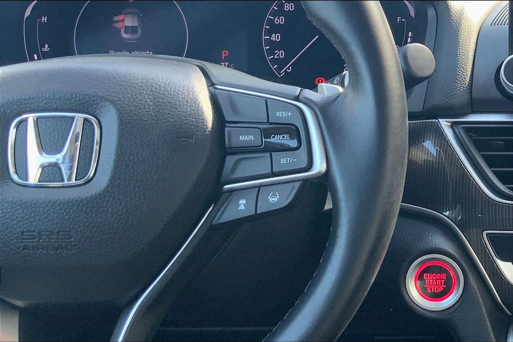 Honda ACCORD Interior 17