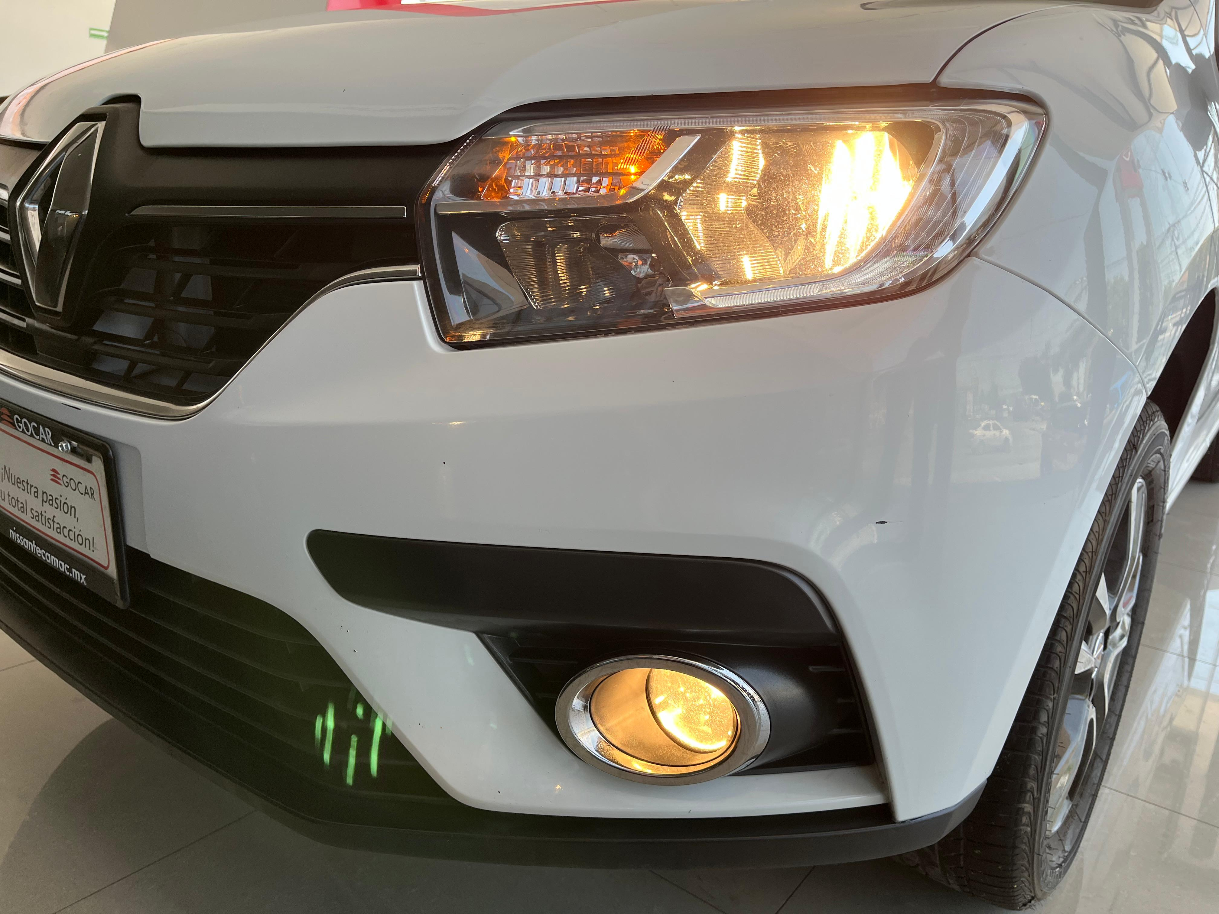Renault Logan 4 pts. Intens, 1.6l, TM5, RA-16 (línea nueva) 2023