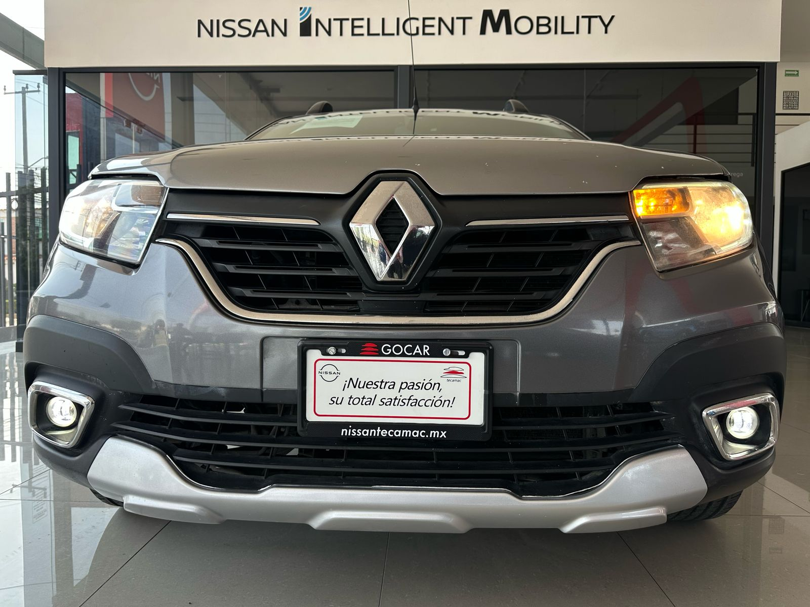 Renault Sandero y Stepway 5 pts. HB Stepway Intens, 1.6l, TM5, a/ac. Aut., VE, GPS, RA-16 2023