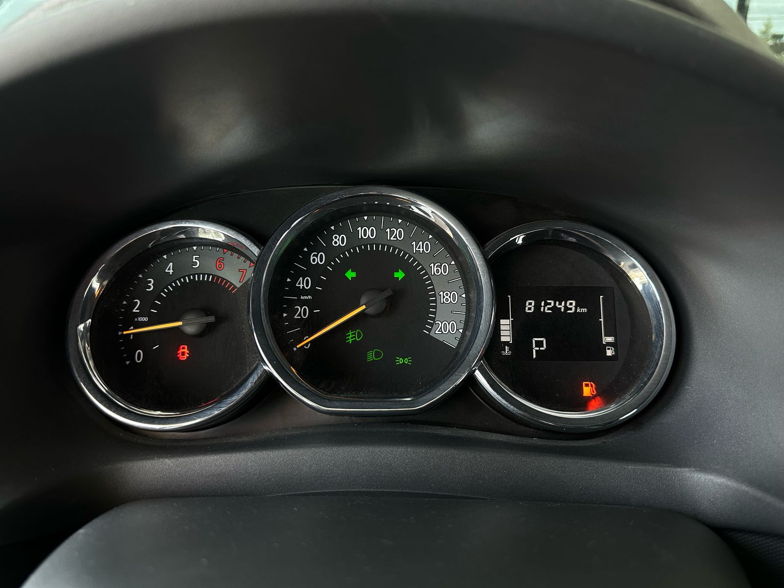Renault Sandero y Stepway 5 pts. HB Stepway Intens, 1.6l, TM5, a/ac. Aut., VE, GPS, RA-16 2023