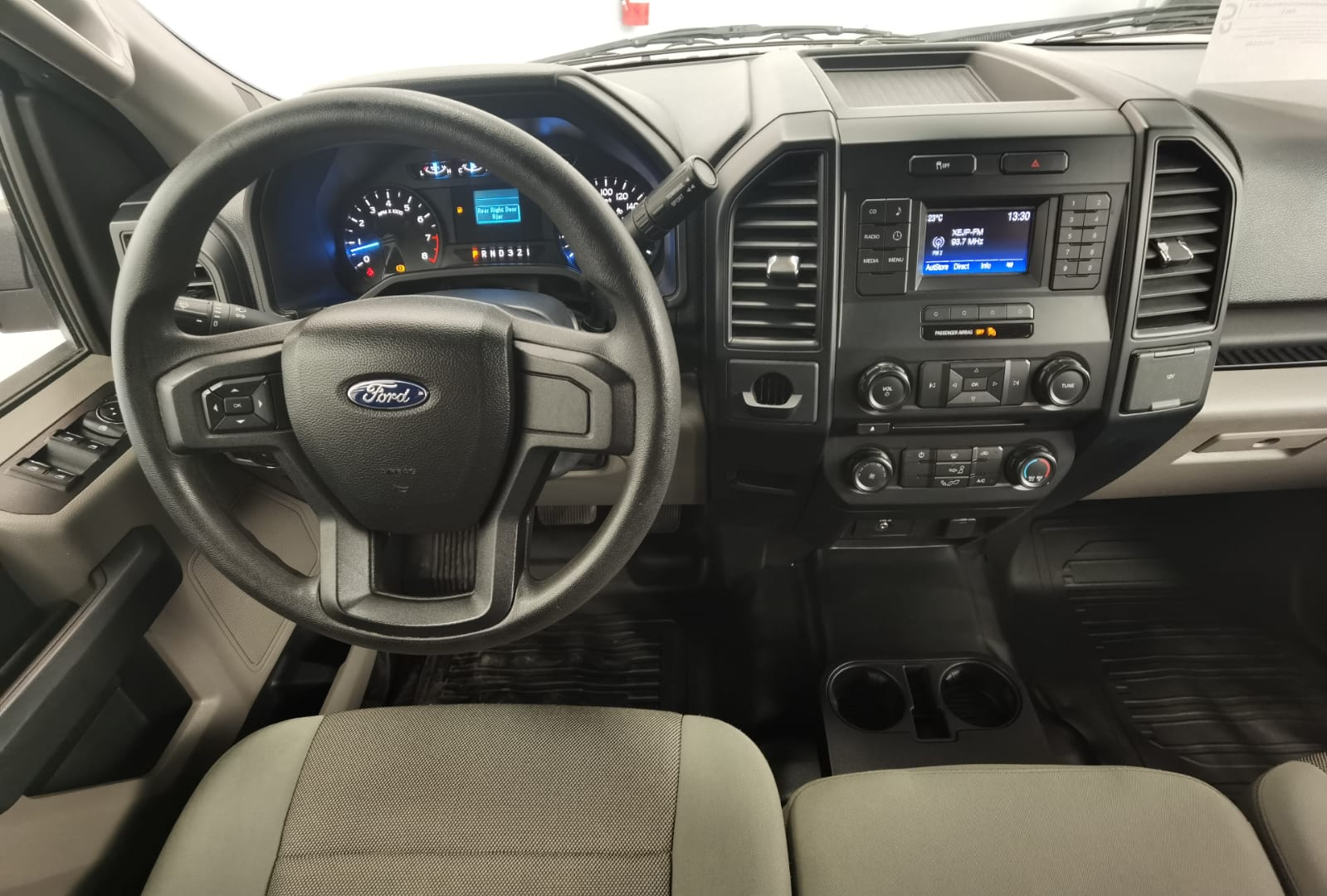 Ford Comerciales F150 Interior 21