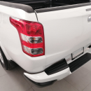 Mitsubishi Comerciales L200 Atrás 11