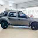 RENAULT DUSTER Atrás 6
