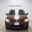 VOLKSWAGEN TIGUAN Interior 1