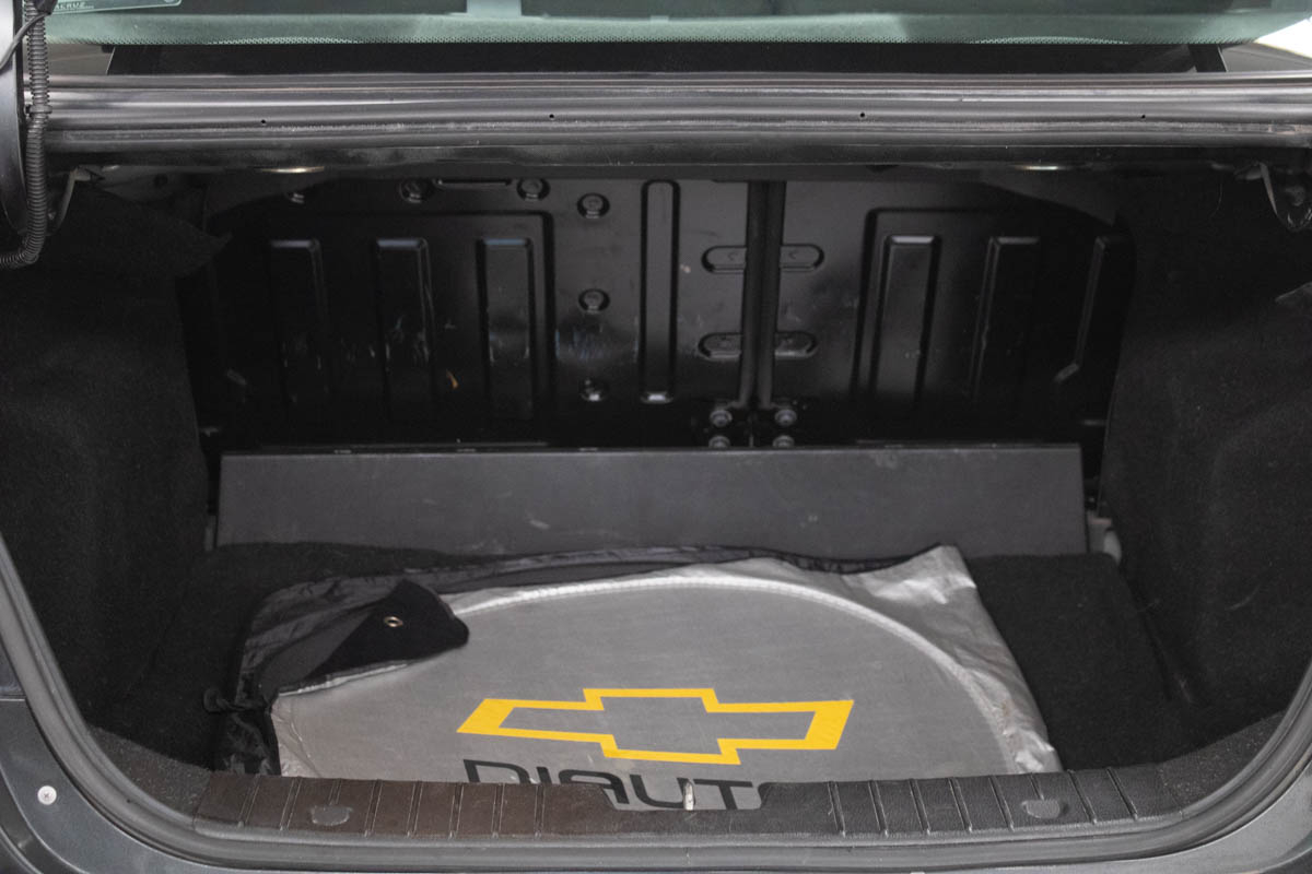 CHEVROLET AVEO Lateral derecho 12
