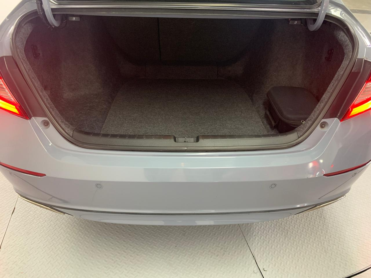 Honda ACCORD SEDAN Atrás 26