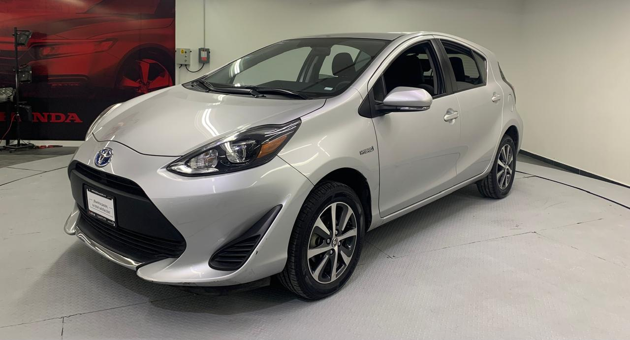 Toyota PRIUS C Llantas 3