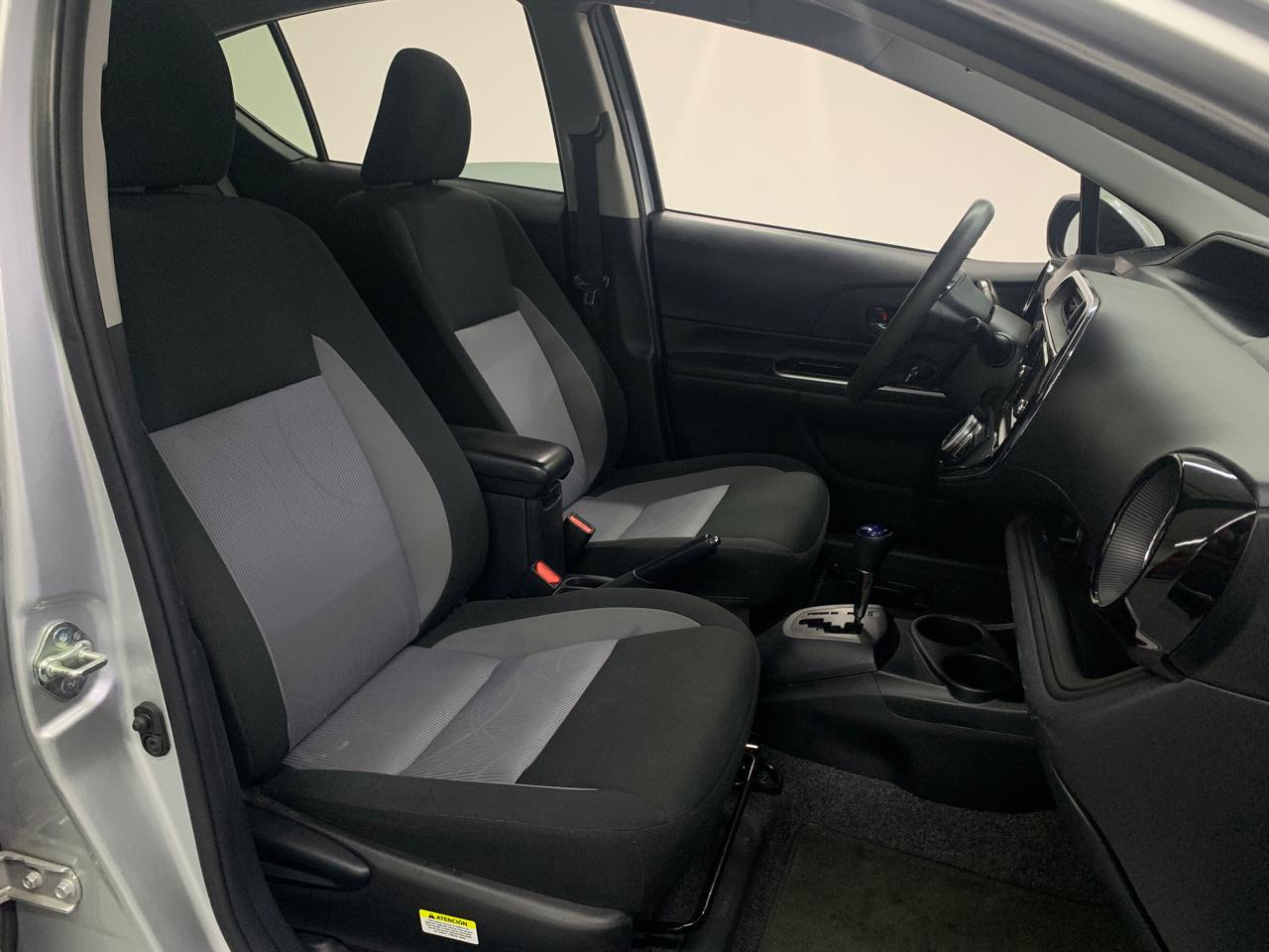 Toyota PRIUS C Arriba 20