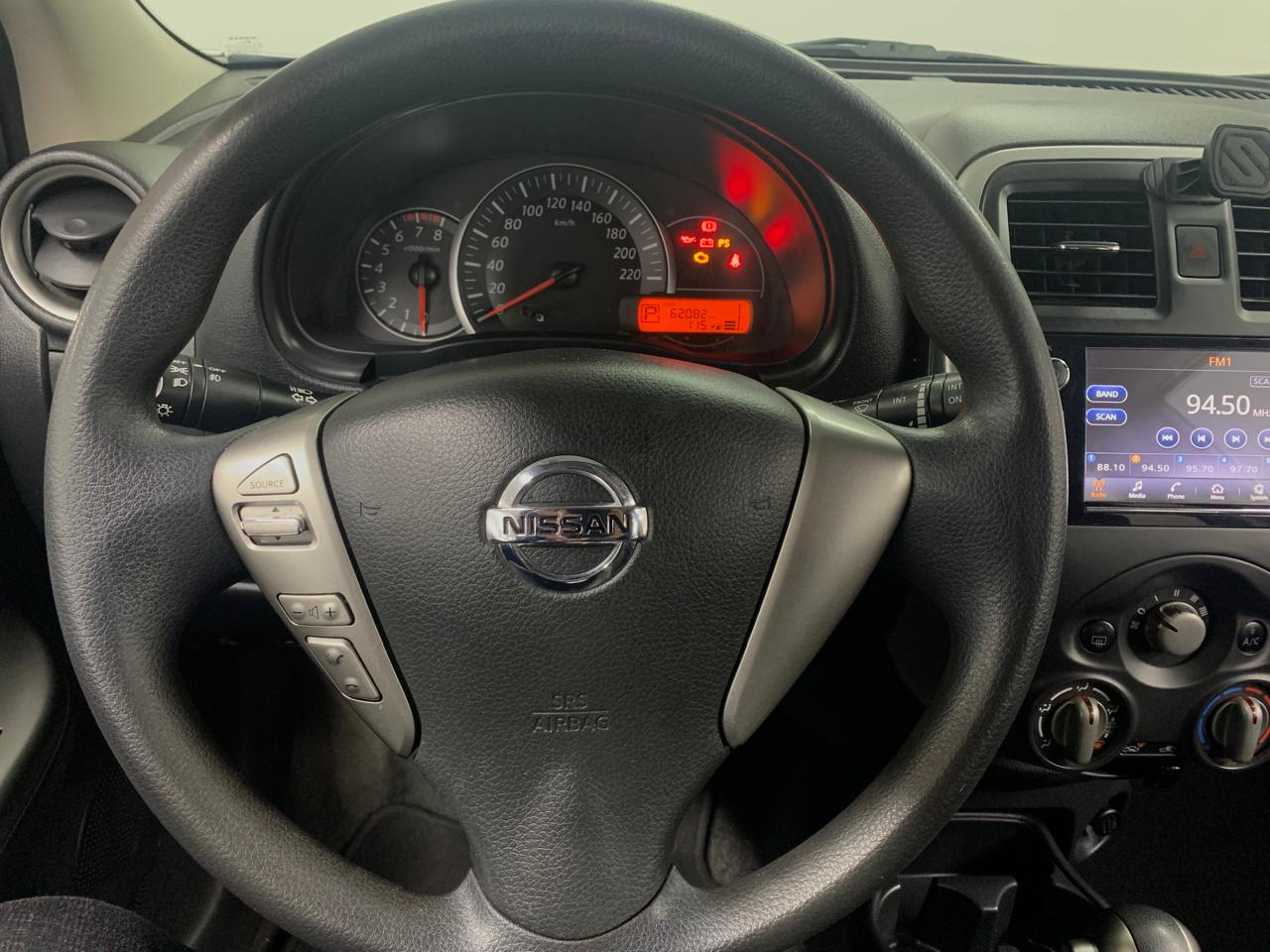 Nissan MARCH Asientos 14