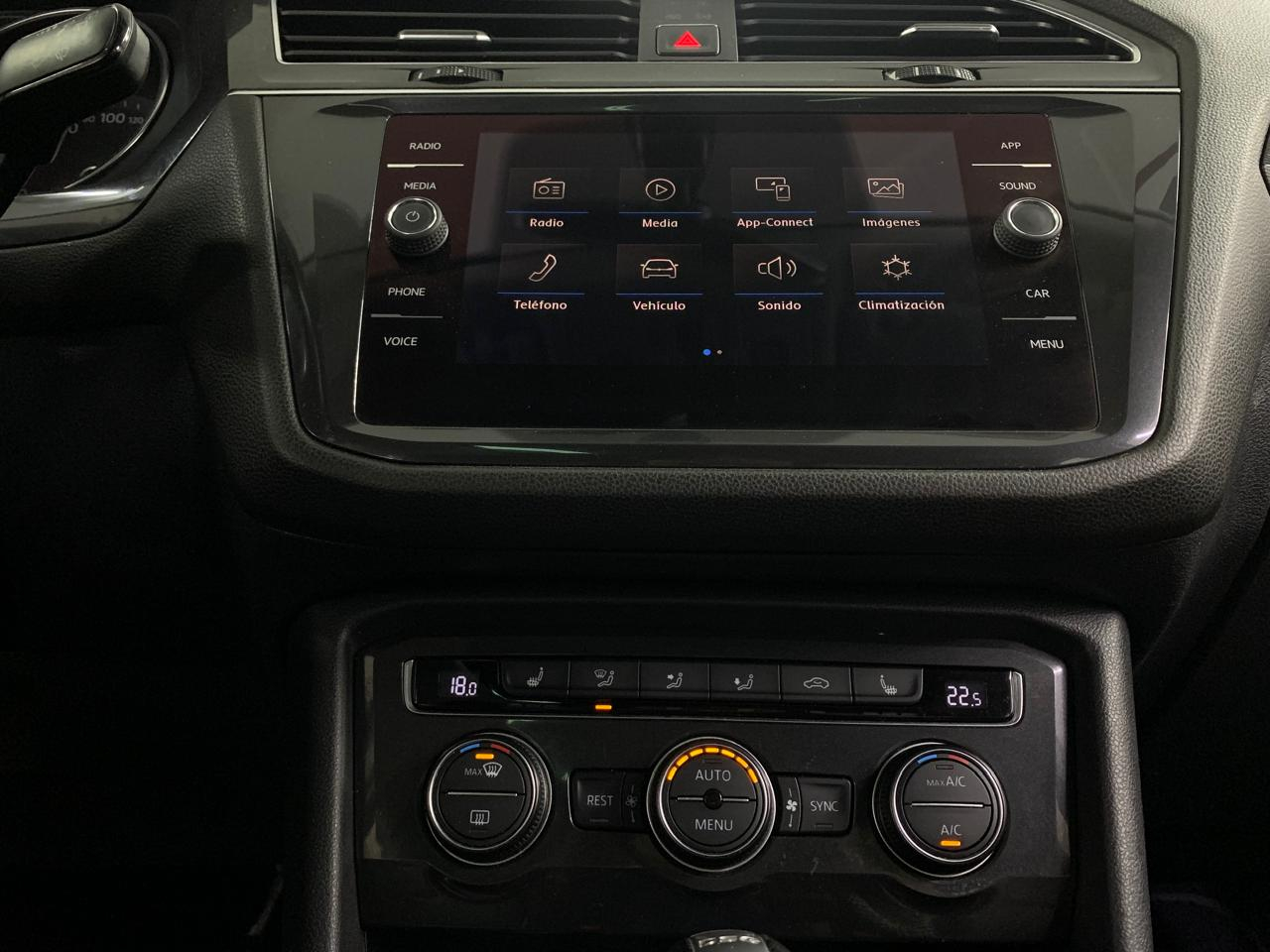 Volkswagen TIGUAN Frente 17