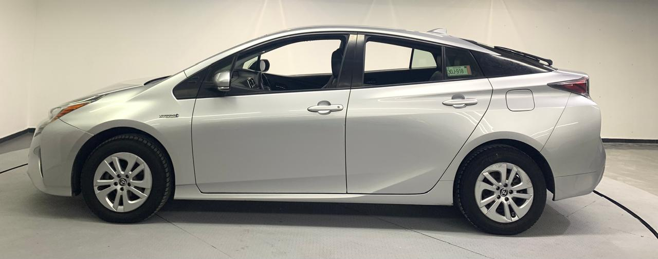 Toyota PRIUS Interior 8