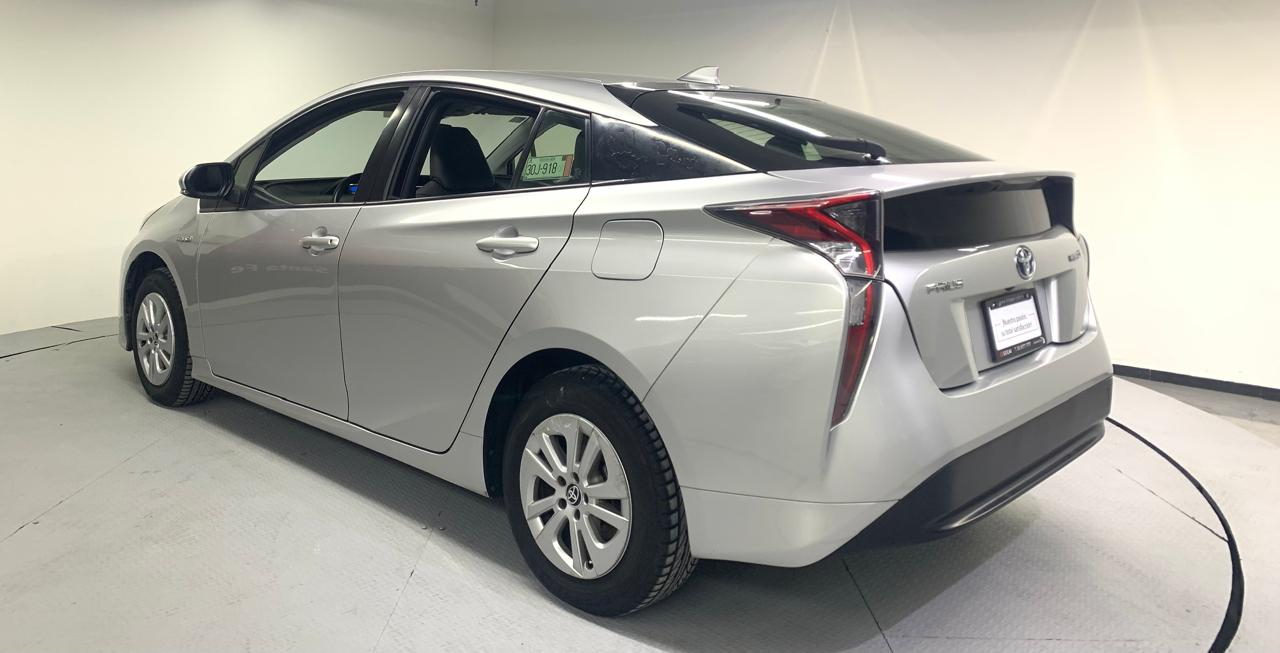 Toyota PRIUS Llantas 7