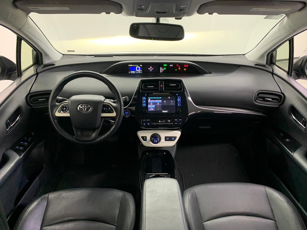 Toyota PRIUS Atrás 13