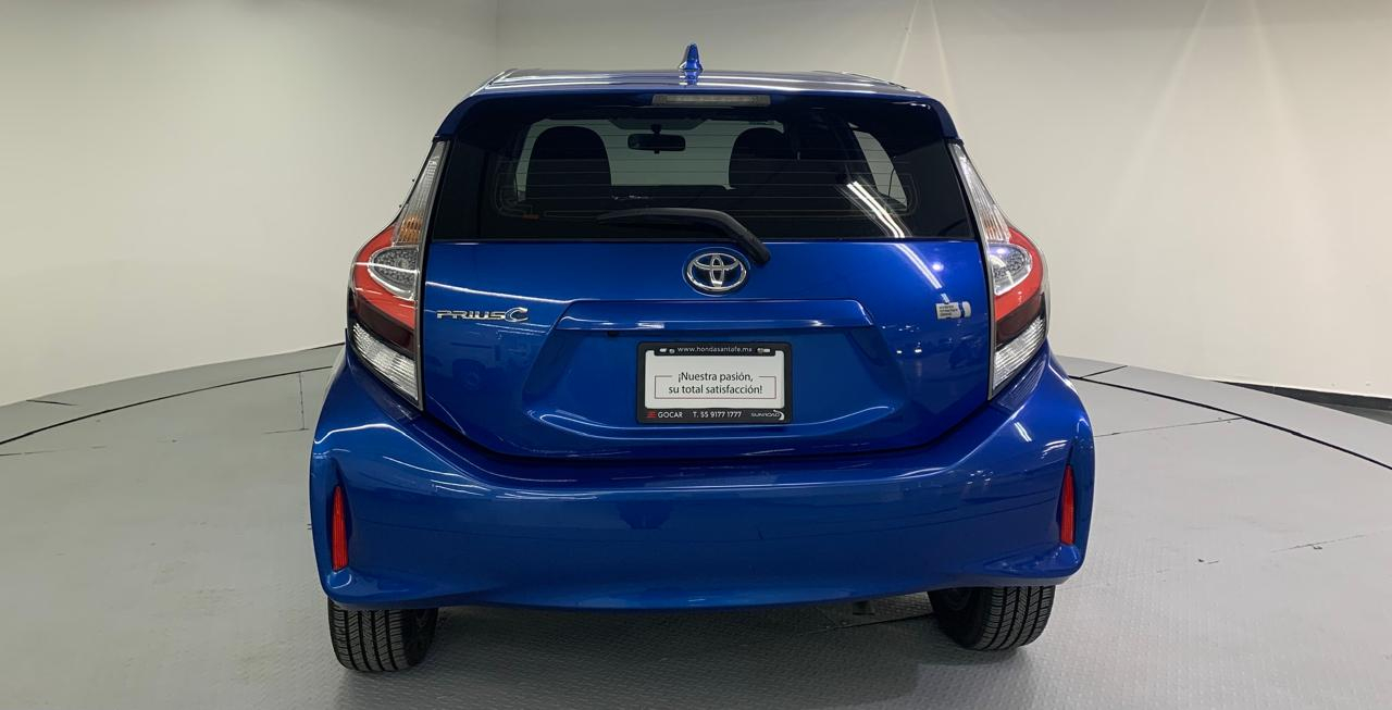 Toyota PRIUS Atrás 6